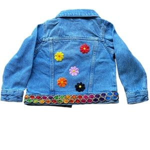 Light wash denim jacket. Size 3T.